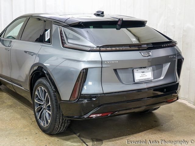 New 2025 Cadillac Lyriq Sport w/ LPO, Floor Liner Package AWD/4WD image 6