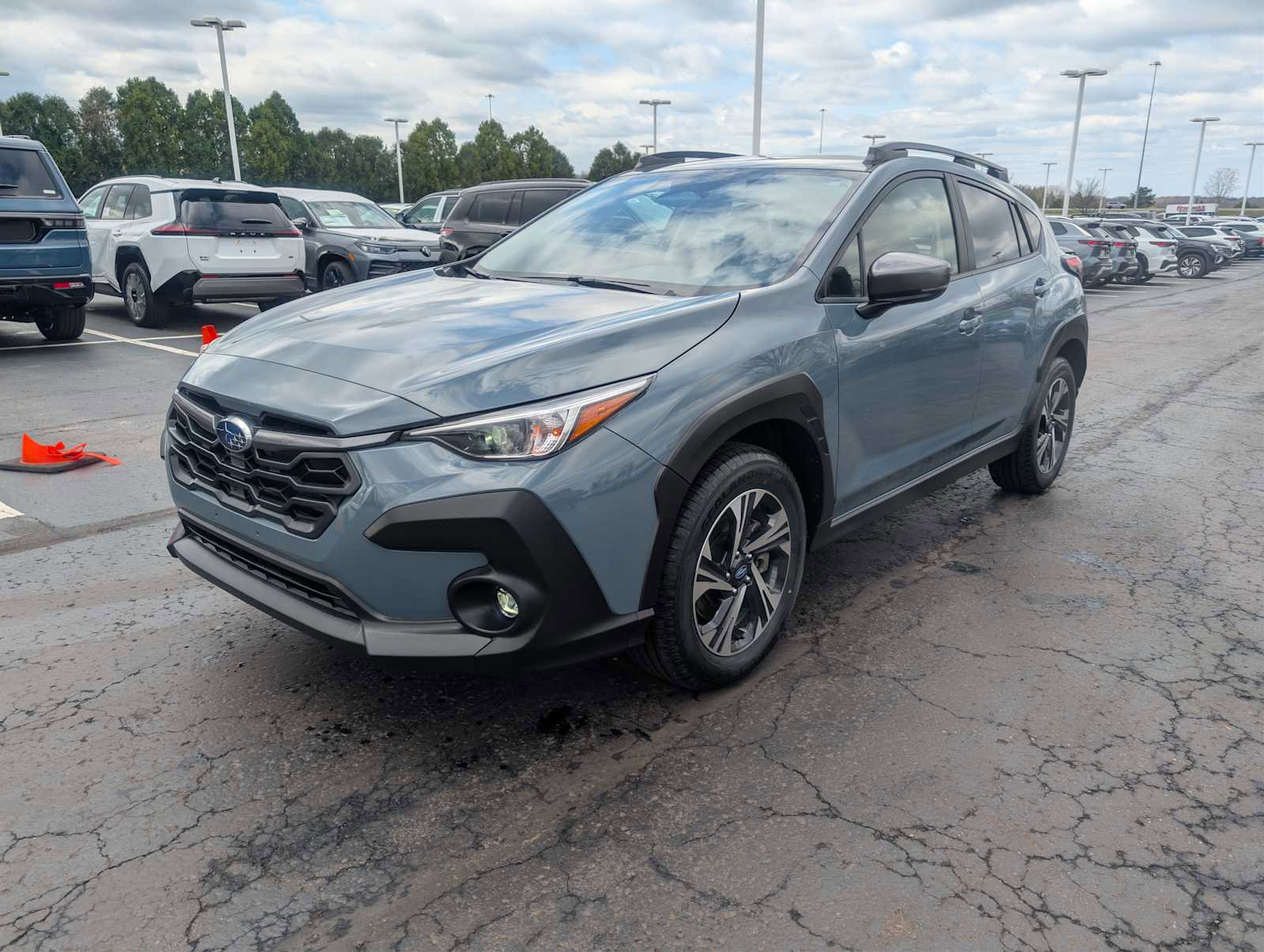 Certified 2025 Subaru Crosstrek 2.0i Premium image 3