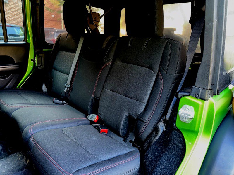 Used 2019 Jeep Wrangler Unlimited Rubicon AWD/4WD image 35