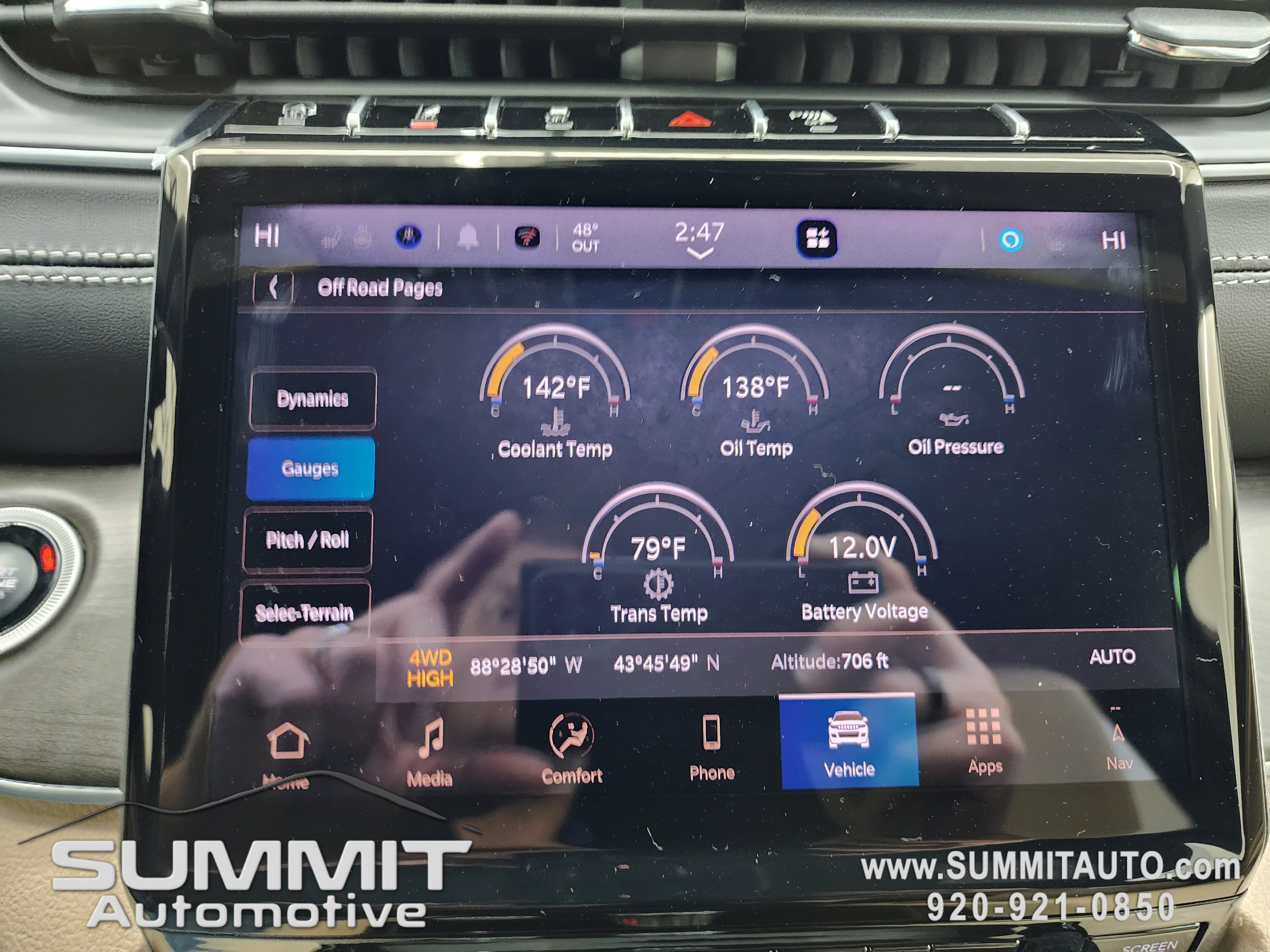 New 2025 Jeep Grand Cherokee Limited w/ Black Appearance Package image 60