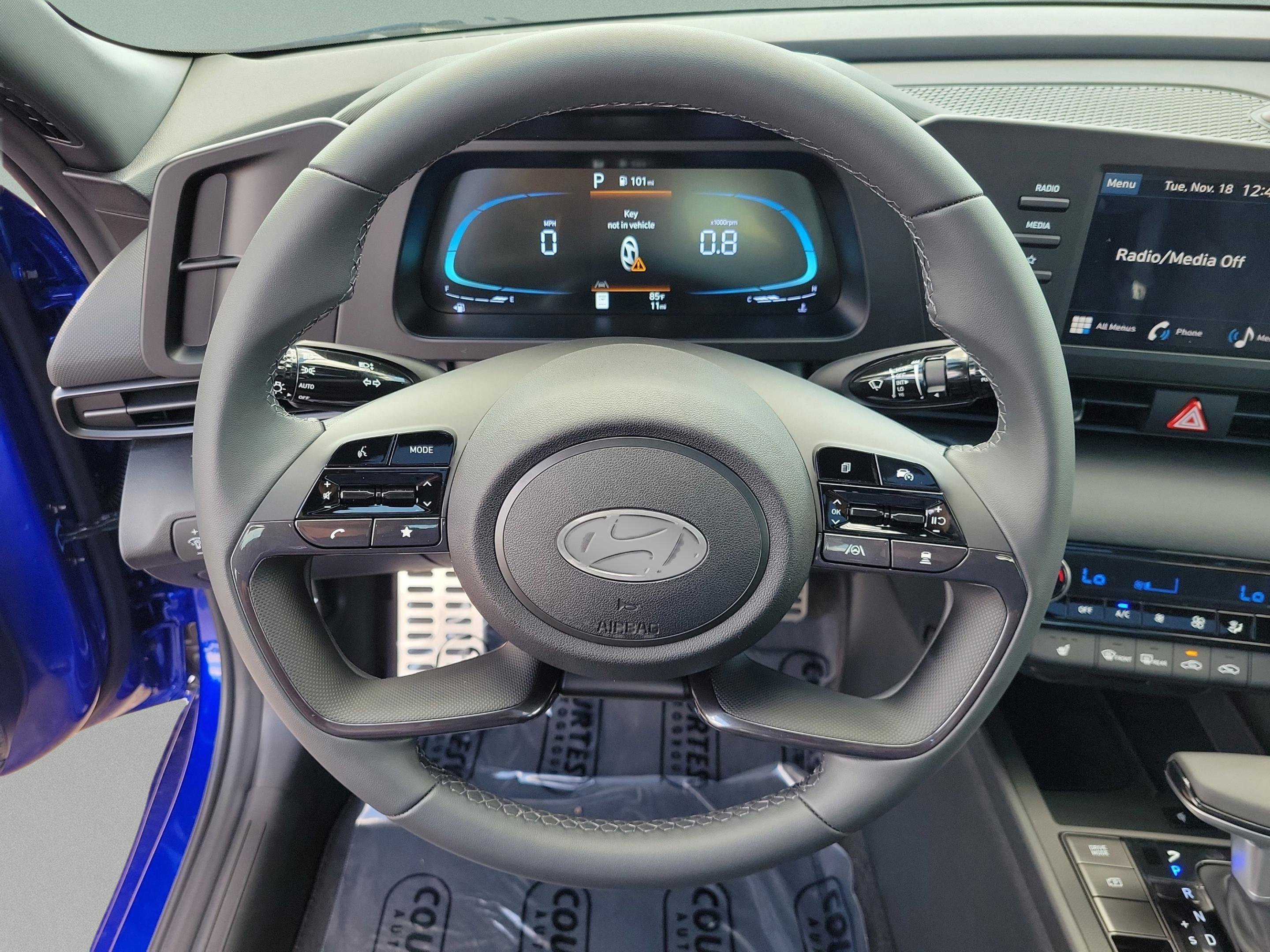 New 2026 Hyundai Elantra SEL Sport image 15