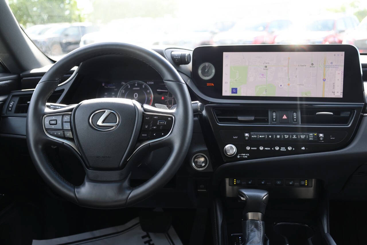 Used 2023 Lexus ES 250 w/ Premium Package AWD/4WD image 23