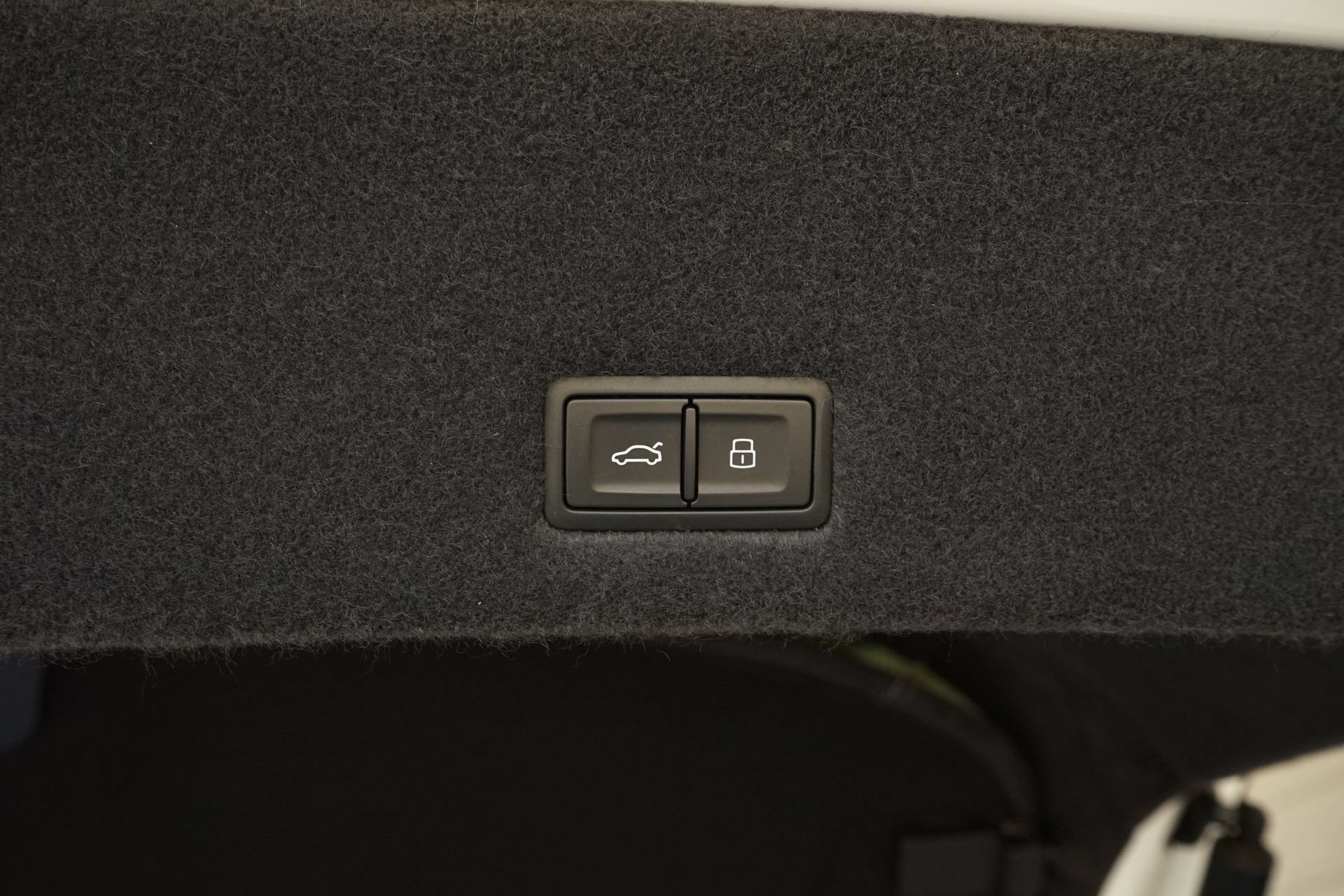 Used 2023 Lamborghini Urus S AWD/4WD image 34