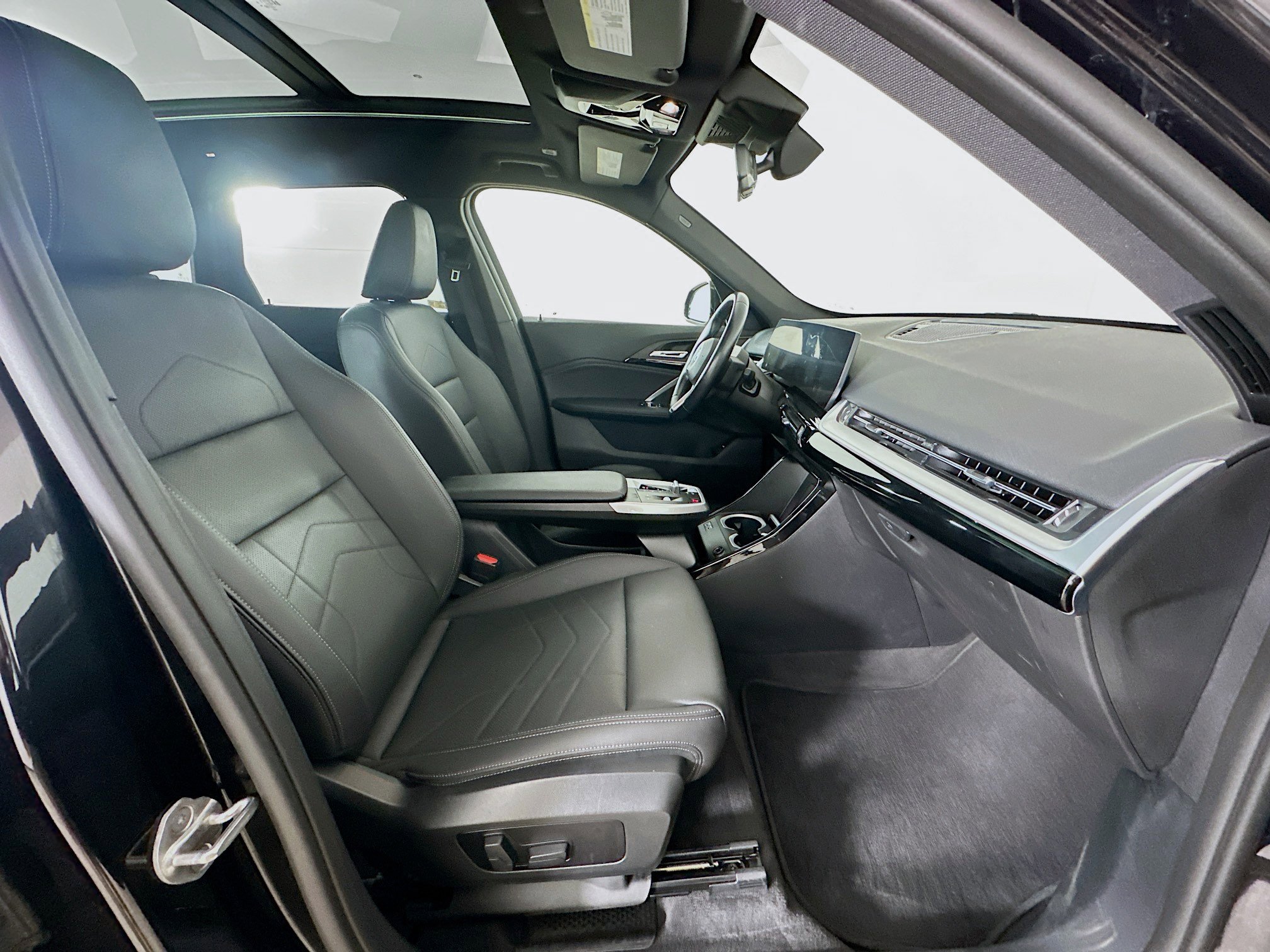 Used 2023 BMW X1 xDrive28i image 32