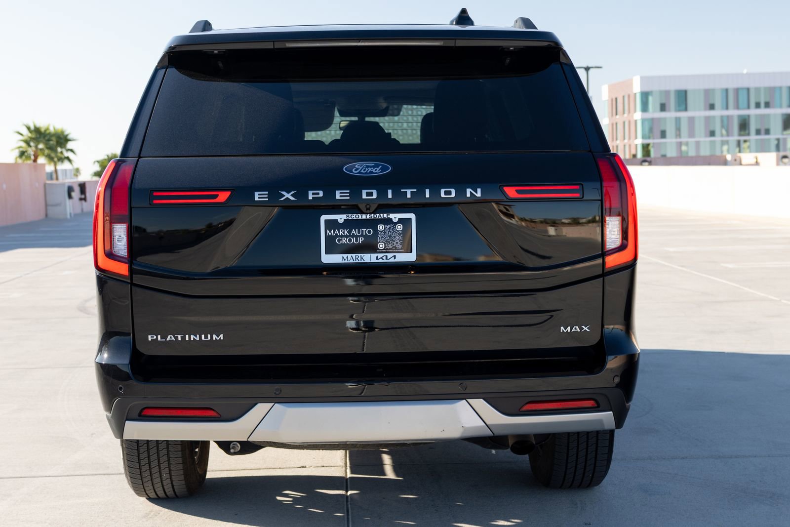 Used 2025 Ford Expedition Max Platinum image 7
