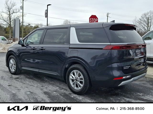 Used 2023 Kia Carnival LX image 8