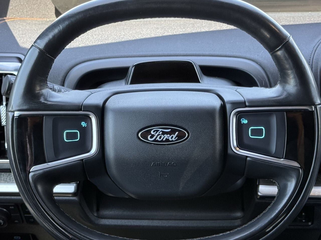 Used 2025 Ford Expedition Tremor AWD/4WD image 11