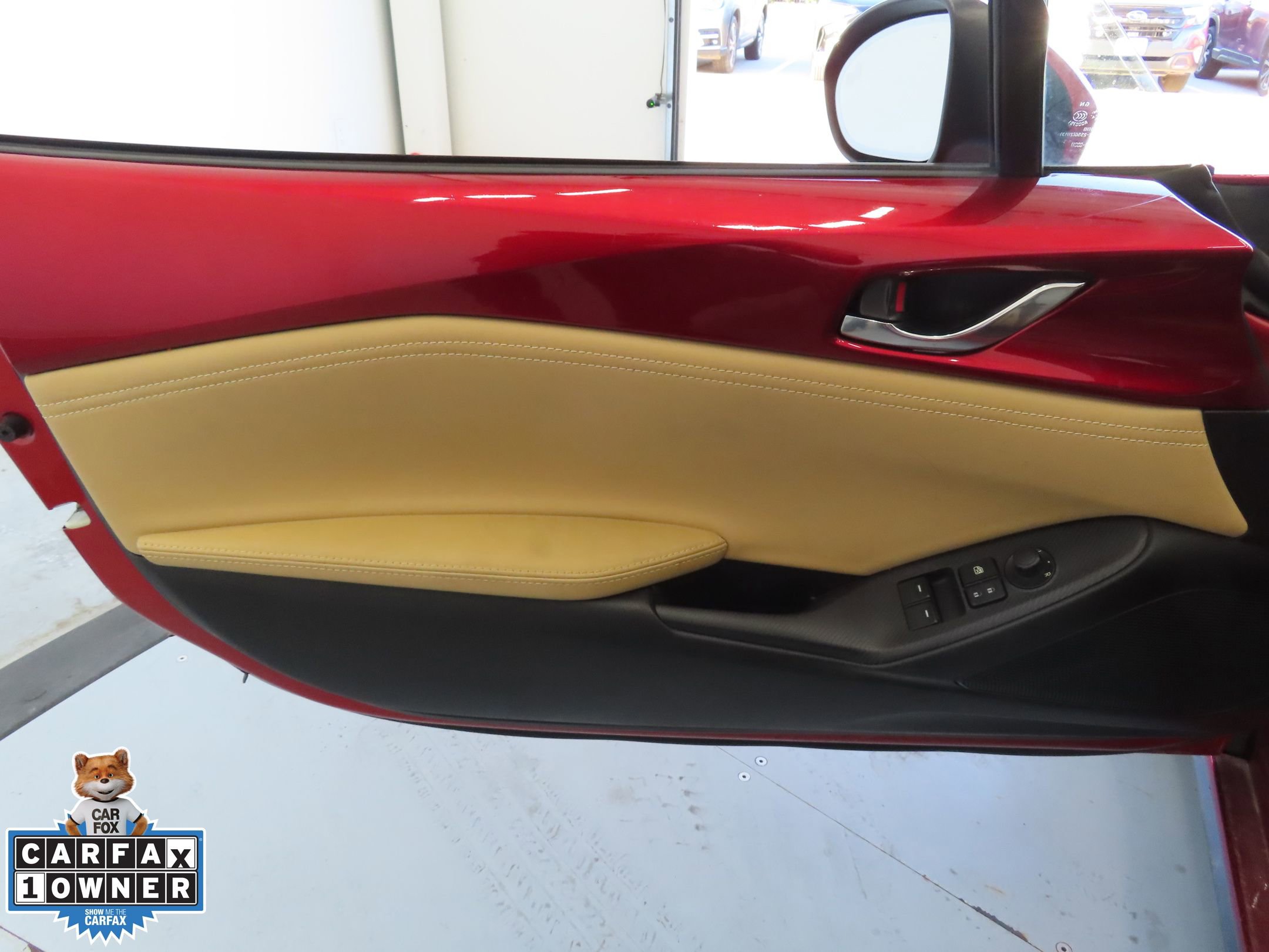 Used 2019 MAZDA MX-5 Miata Grand Touring image 11