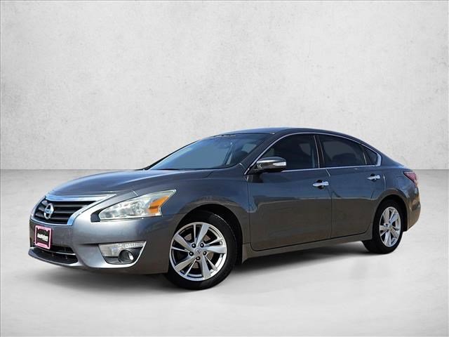 Used 2015 Nissan Altima 2.5 SL w/ Technology Package