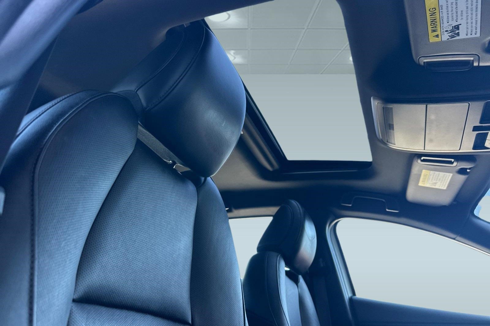 Used 2020 MAZDA MAZDA3 Premium Package image 24