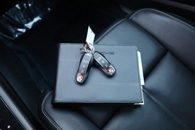 Used 2023 Porsche Macan S image 39