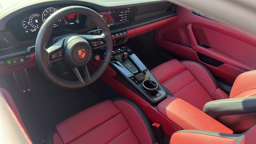 Certified 2026 Porsche 911 Carrera 4 GTS AWD/4WD image 16