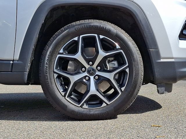 Used 2025 Jeep Compass Limited AWD/4WD image 8