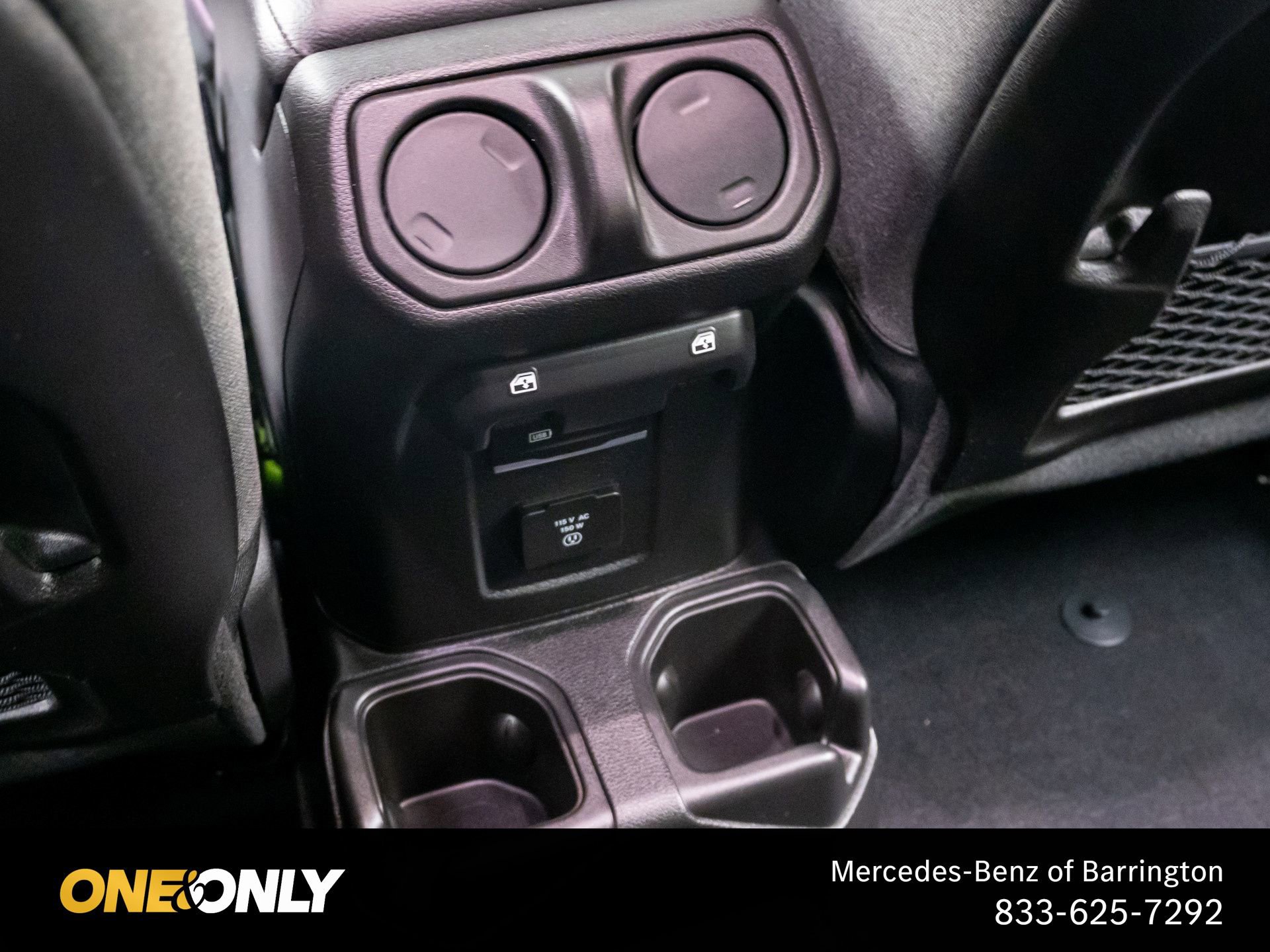 Used 2025 Jeep Wrangler Unlimited Rubicon w/ XTREMEE 35" Tire Package AWD/4WD image 18