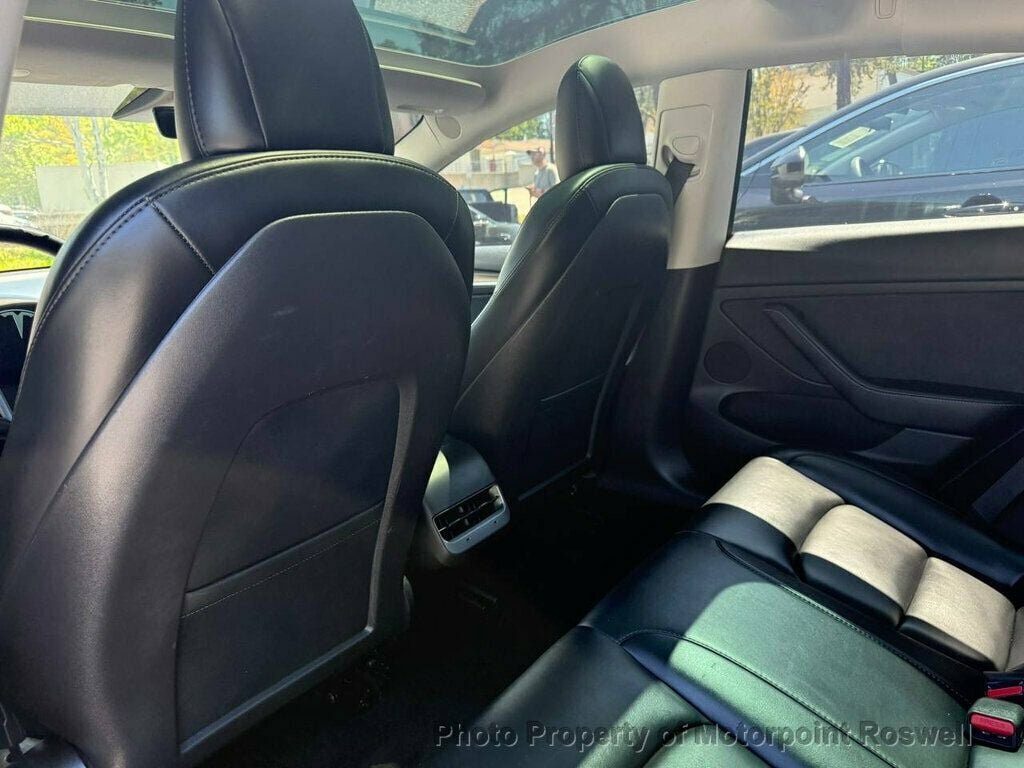 Used 2023 Tesla Model 3 Standard Range RWD image 7