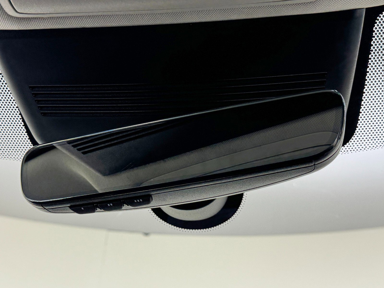 Used 2023 INFINITI QX50 Sensory w/ Accent Package image 37