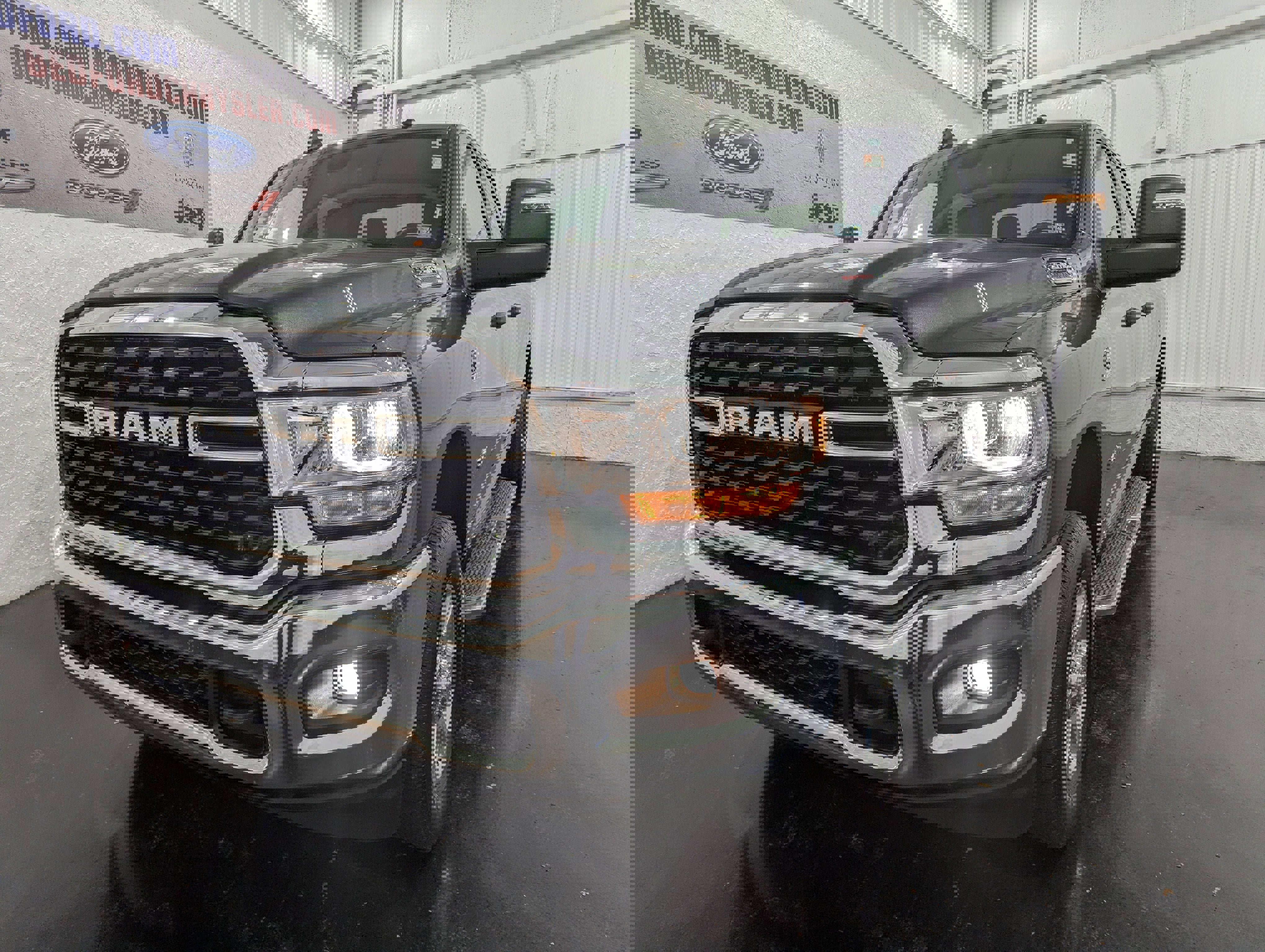 Used 2024 RAM 3500 Big Horn image 3