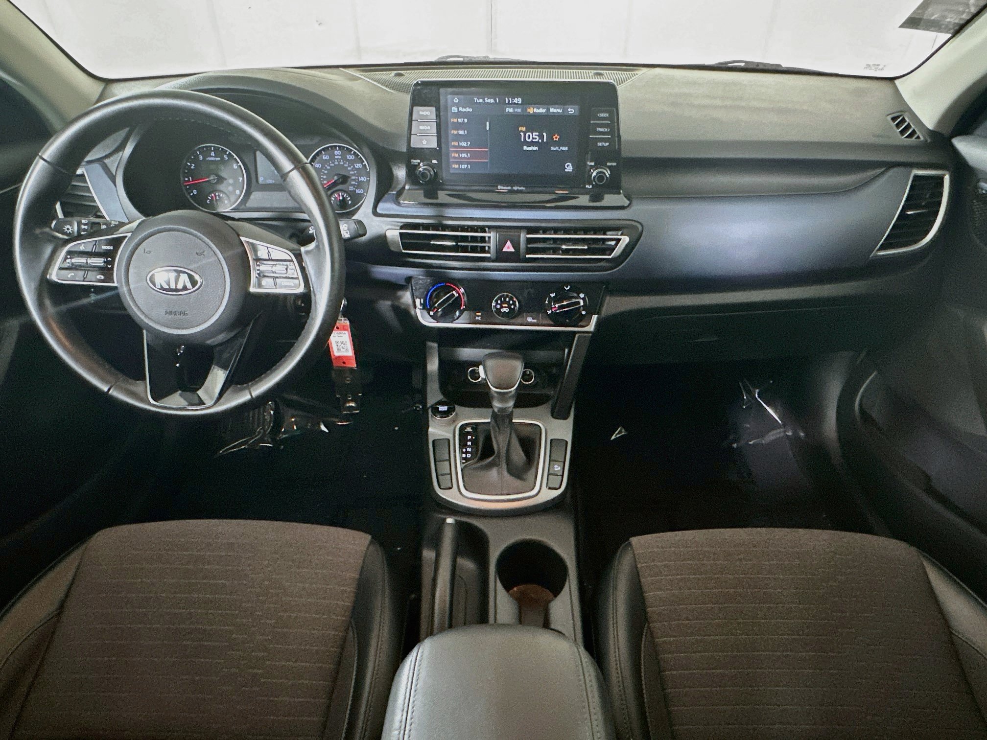 Used 2021 Kia Seltos S FWD image 26