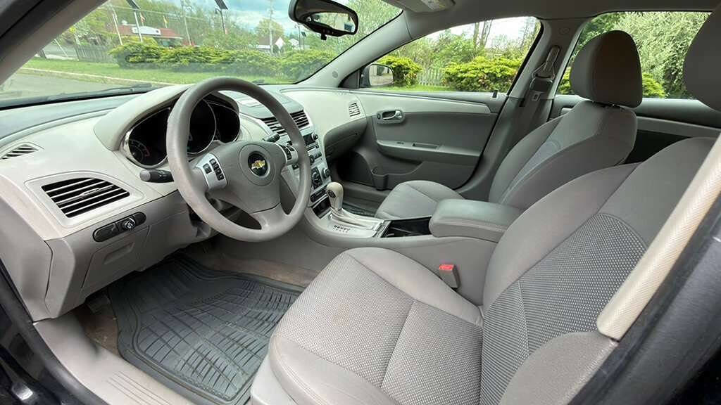 Used 2012 Chevrolet Malibu LS w/ LS Uplevel Package image 12