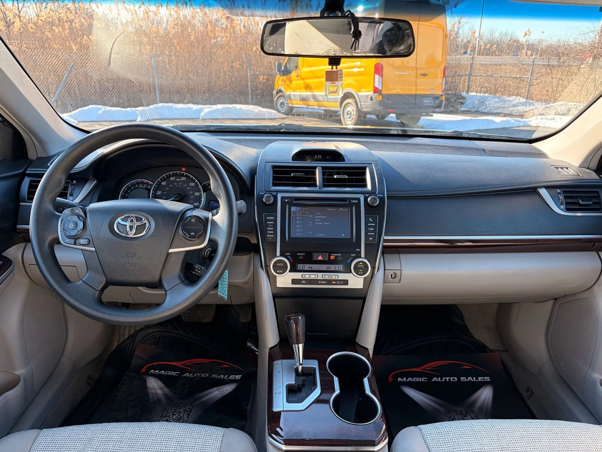 Used 2013 Toyota Camry XLE image 62