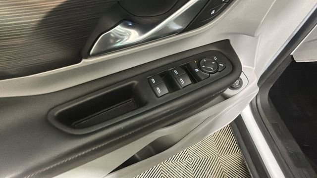 Used 2022 GMC Terrain SLT FWD image 11