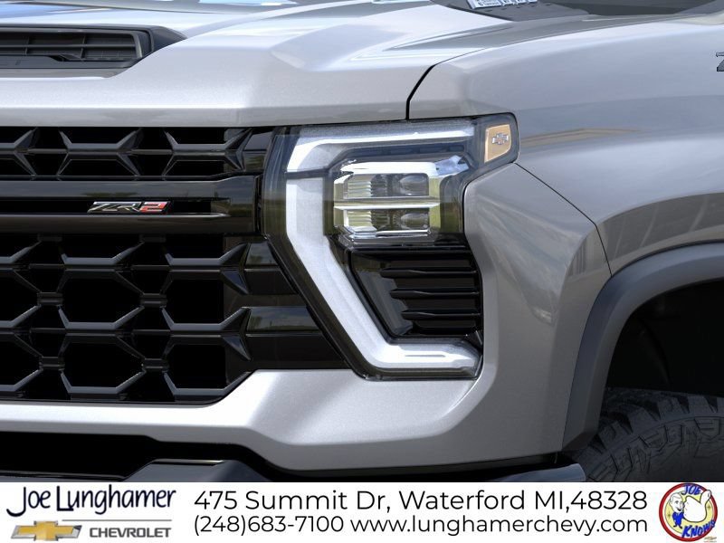 New 2026 Chevrolet Silverado 2500 ZR2 w/ LPO, Dark Essentials Package AWD/4WD image 10