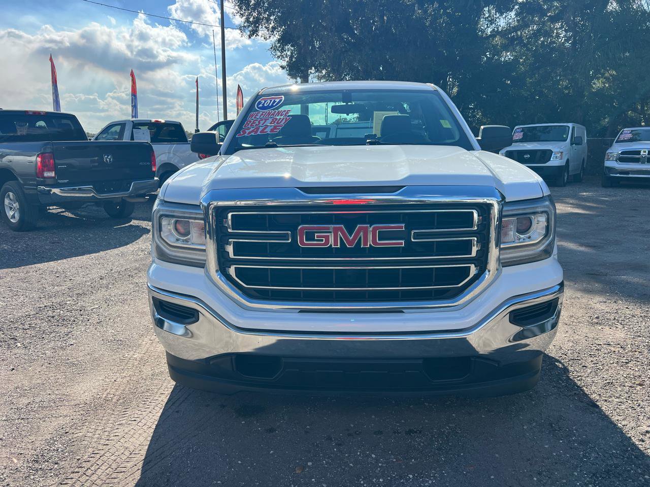 Used 2017 GMC Sierra 1500 2WD Regular Cab image 8