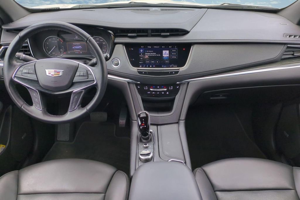 Used 2022 Cadillac XT5 Premium Luxury AWD/4WD image 15
