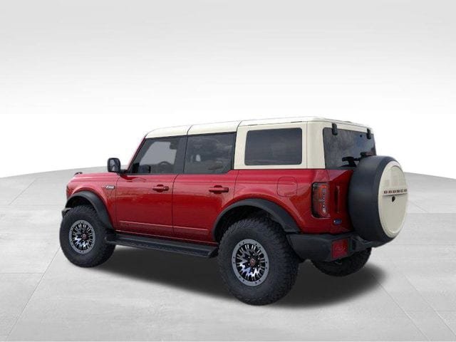 New 2026 Ford Bronco Outer Banks w/ Sasquatch Package AWD/4WD image 4