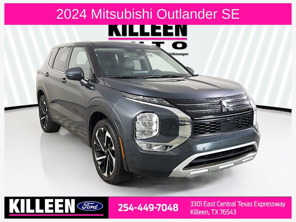 Used 2024 Mitsubishi Outlander SE image 1