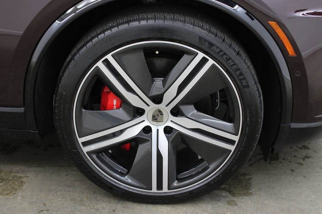 New 2024 Porsche Macan Turbo Electric image 14