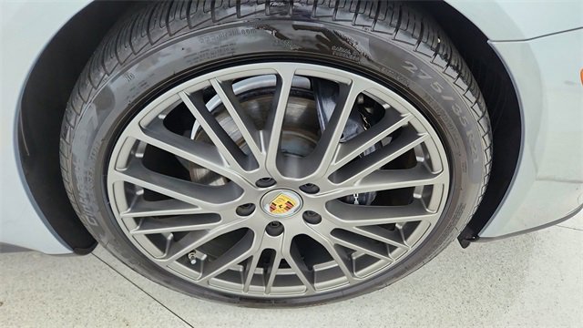 Used 2023 Porsche Panamera Platinum Edition image 56