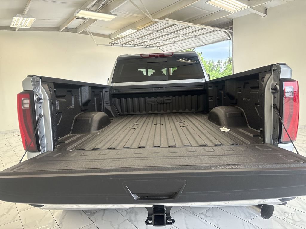 New 2026 GMC Sierra 3500 SLT w/ SLT Convenience Package image 27