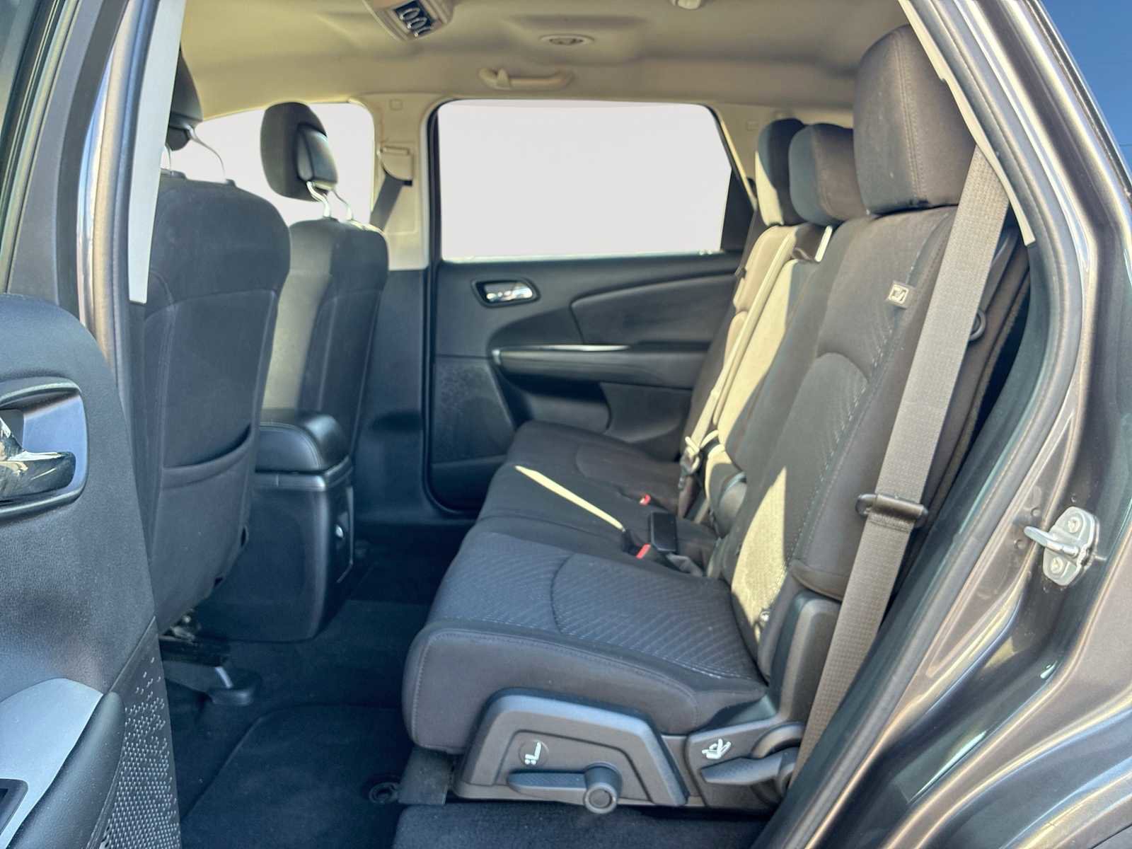 Used 2018 Dodge Journey SXT w/ Connectivity Group image 23