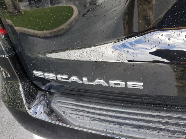 Certified 2024 Cadillac Escalade Premium Luxury AWD/4WD image 11
