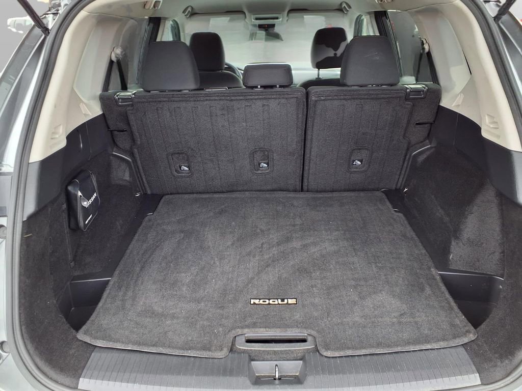 Certified 2024 Nissan Rogue S image 26