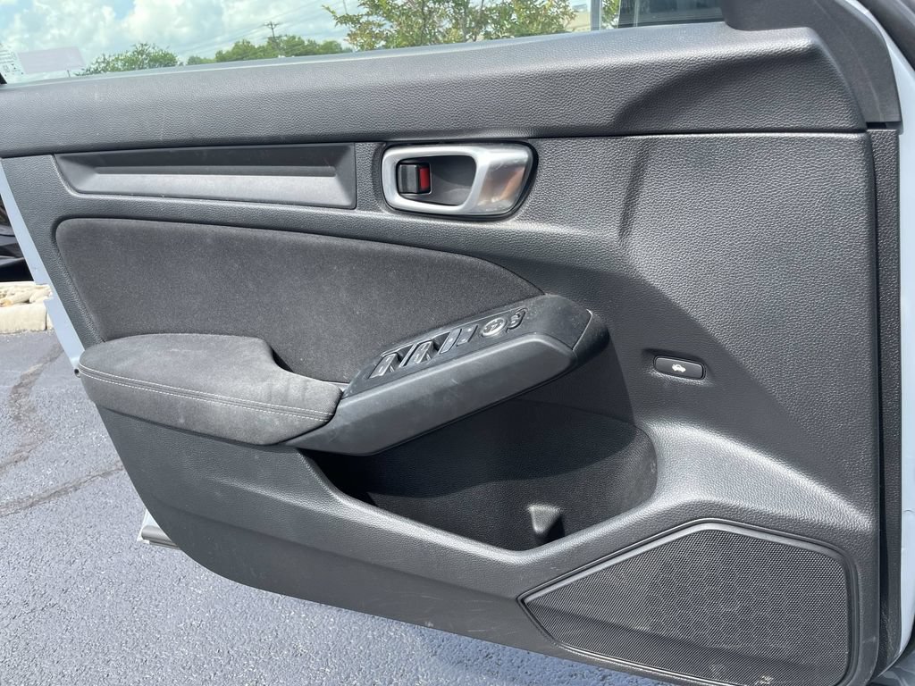 Used 2023 Honda Civic Sport image 18