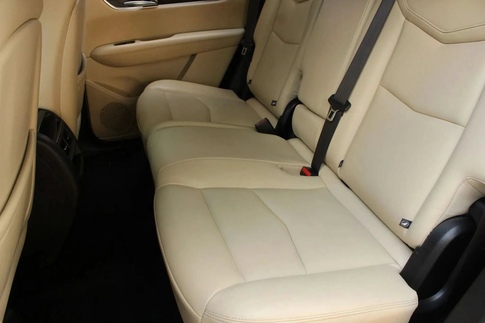 Used 2018 Cadillac XT5 AWD image 20