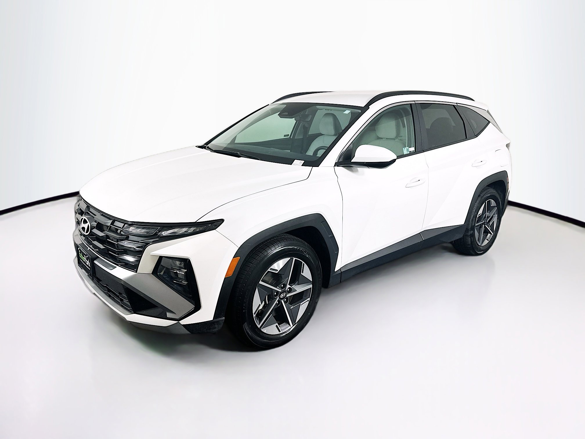 Used 2025 Hyundai Tucson SEL FWD image 3