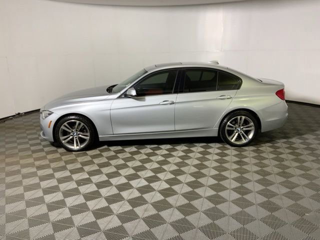 Used 2018 BMW 330i xDrive Sedan image 12