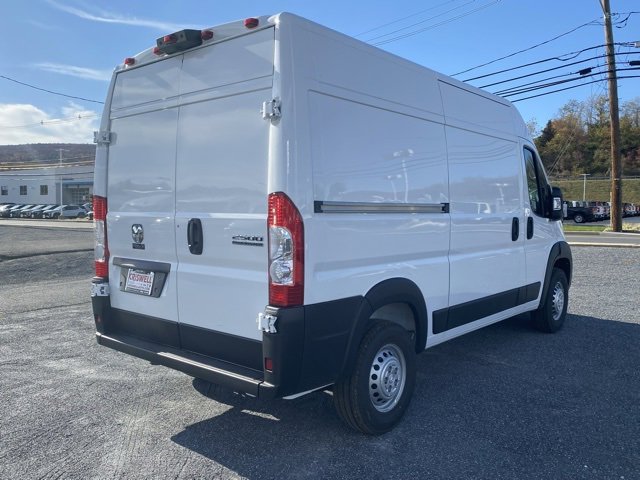 New 2026 RAM ProMaster 2500 w/ Convenience Group image 8