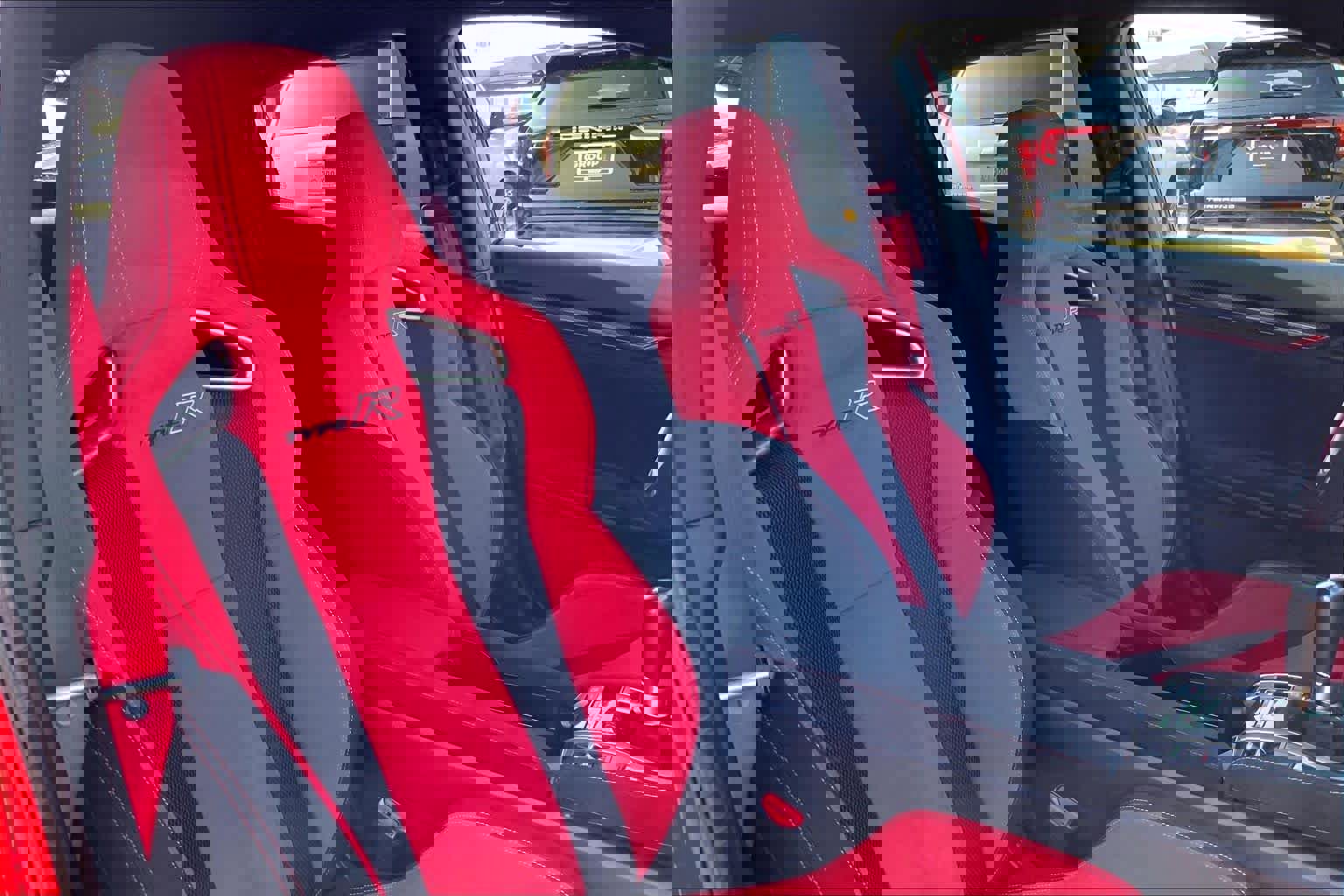 Used 2019 Honda Civic Type R image 9