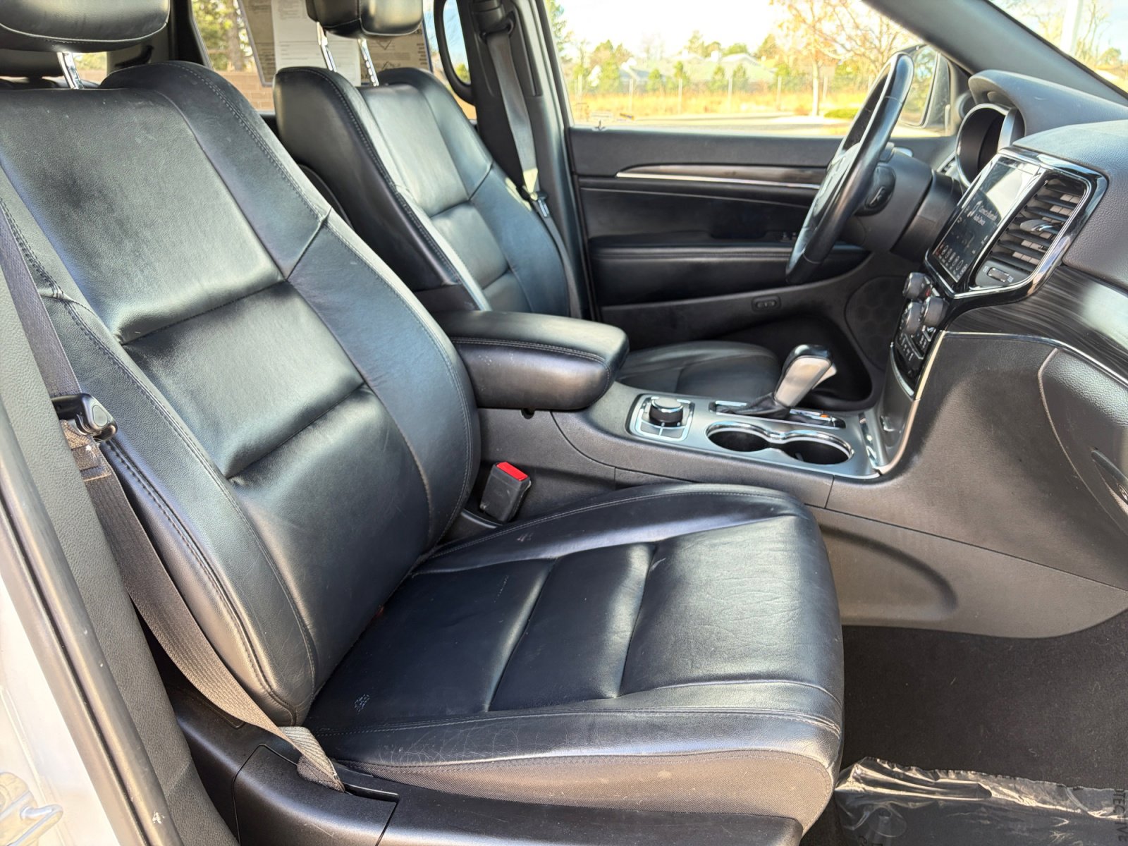 Used 2019 Jeep Grand Cherokee Limited image 26