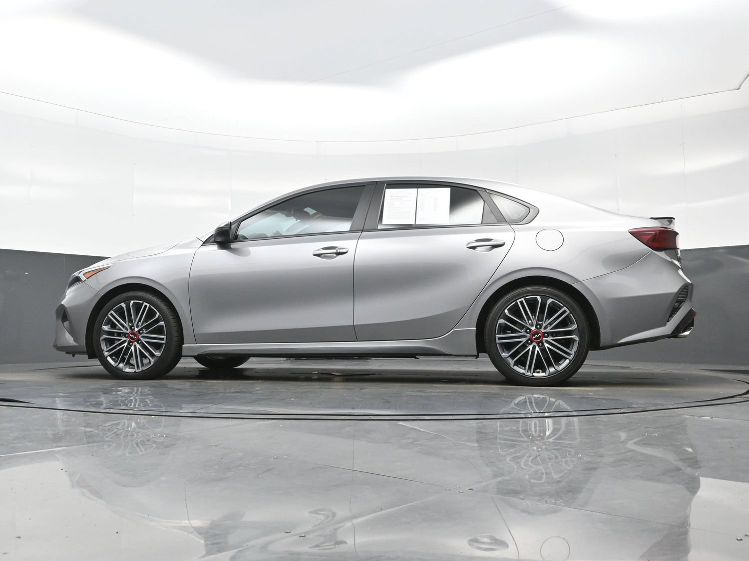 Used 2024 Kia Forte GT FWD image 28