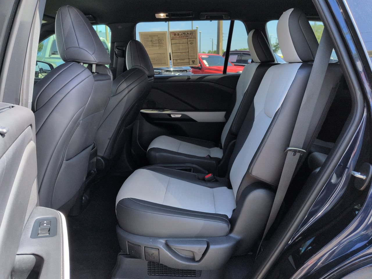 Used 2025 Lexus TX 500h AWD w/ Technology Package image 14