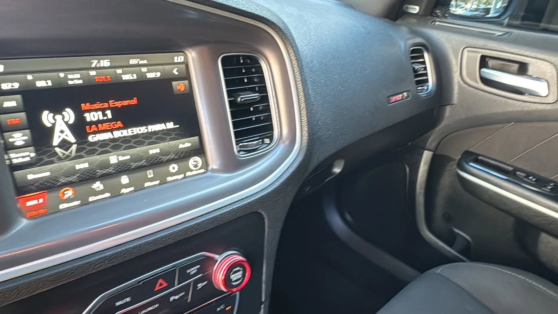 Used 2022 Dodge Charger Scat Pack image 19