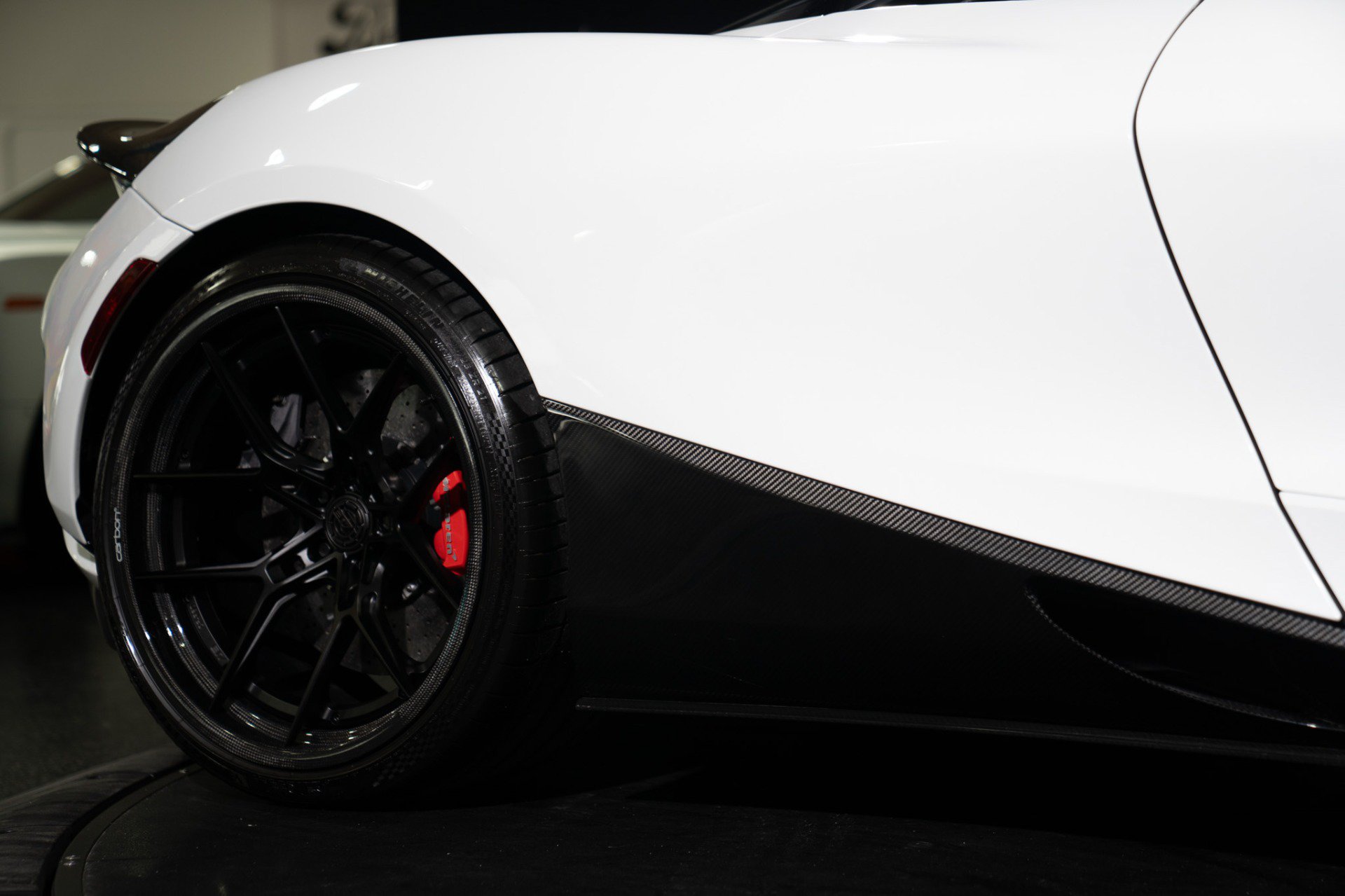 Used 2024 McLaren 750S Spider RWD image 31