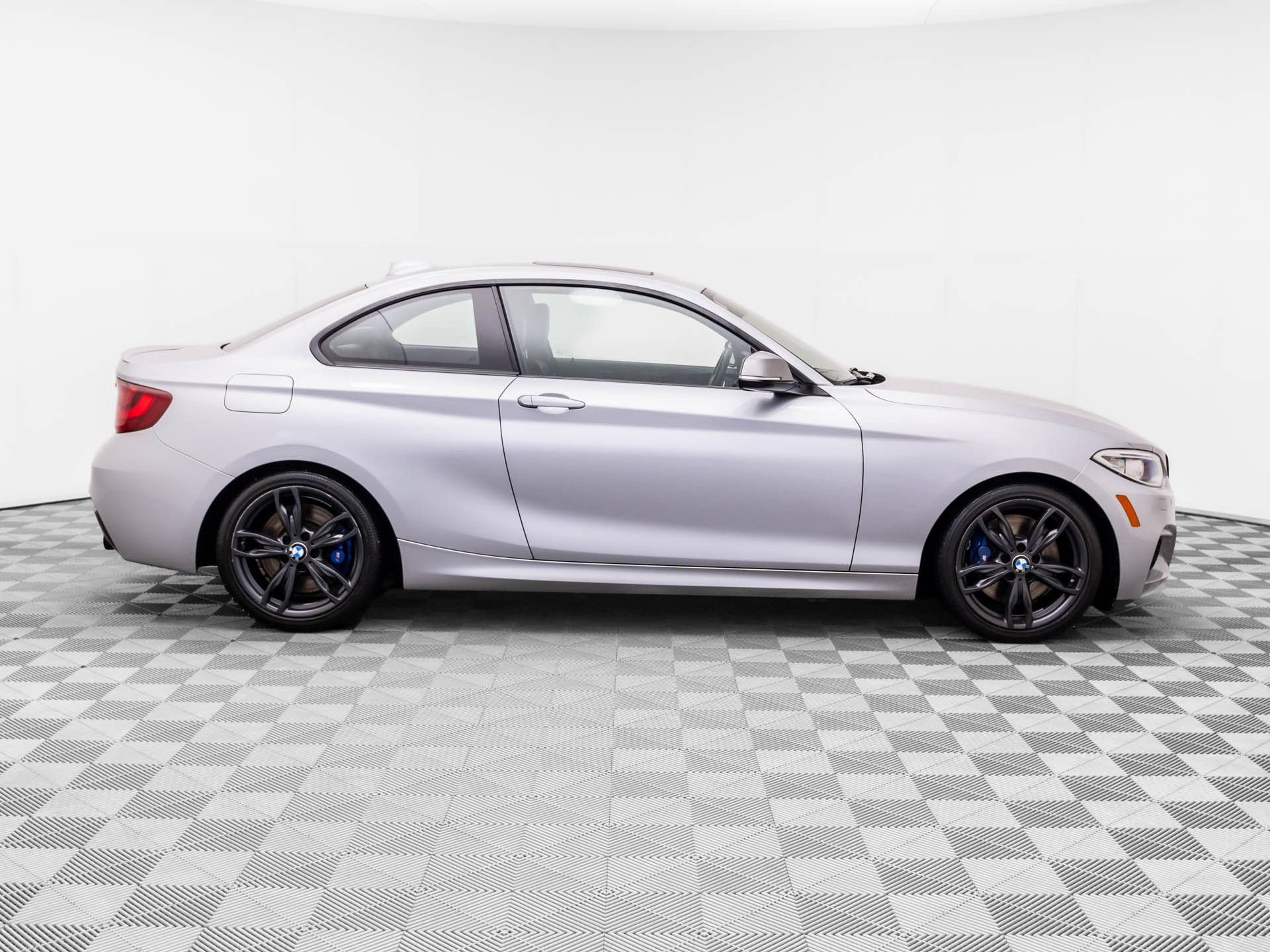Used 2017 BMW M240i xDrive Coupe AWD/4WD image 6
