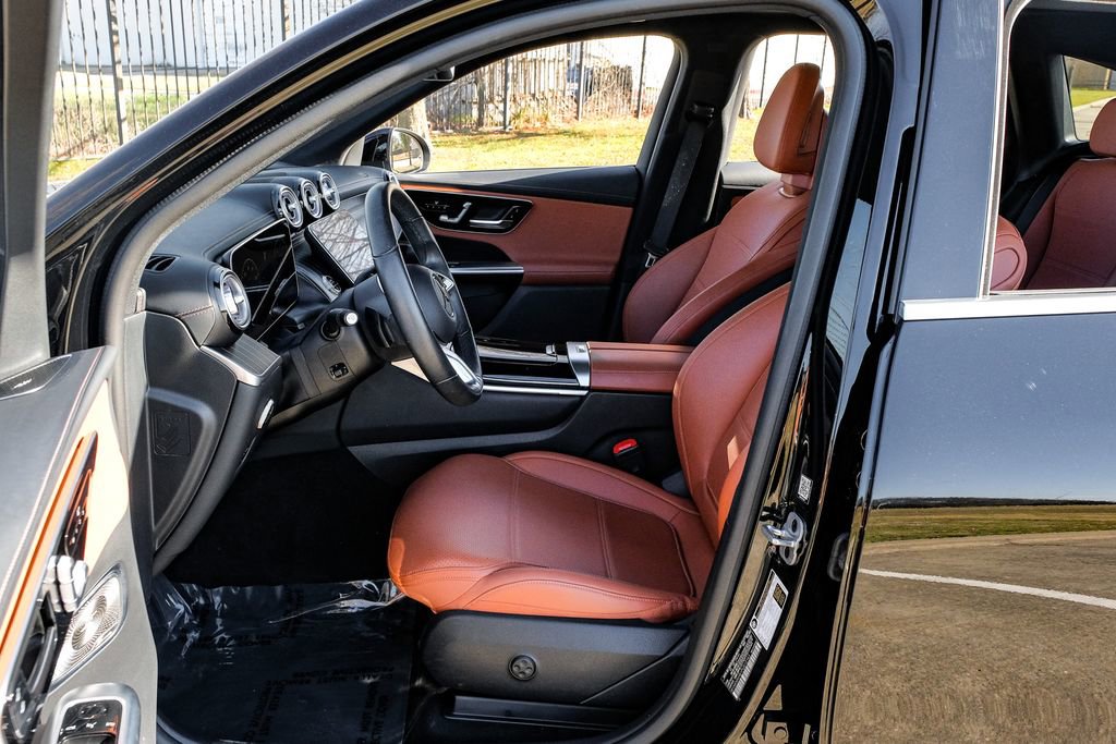 Used 2023 Mercedes-Benz GLC 300 GLC 300 image 6