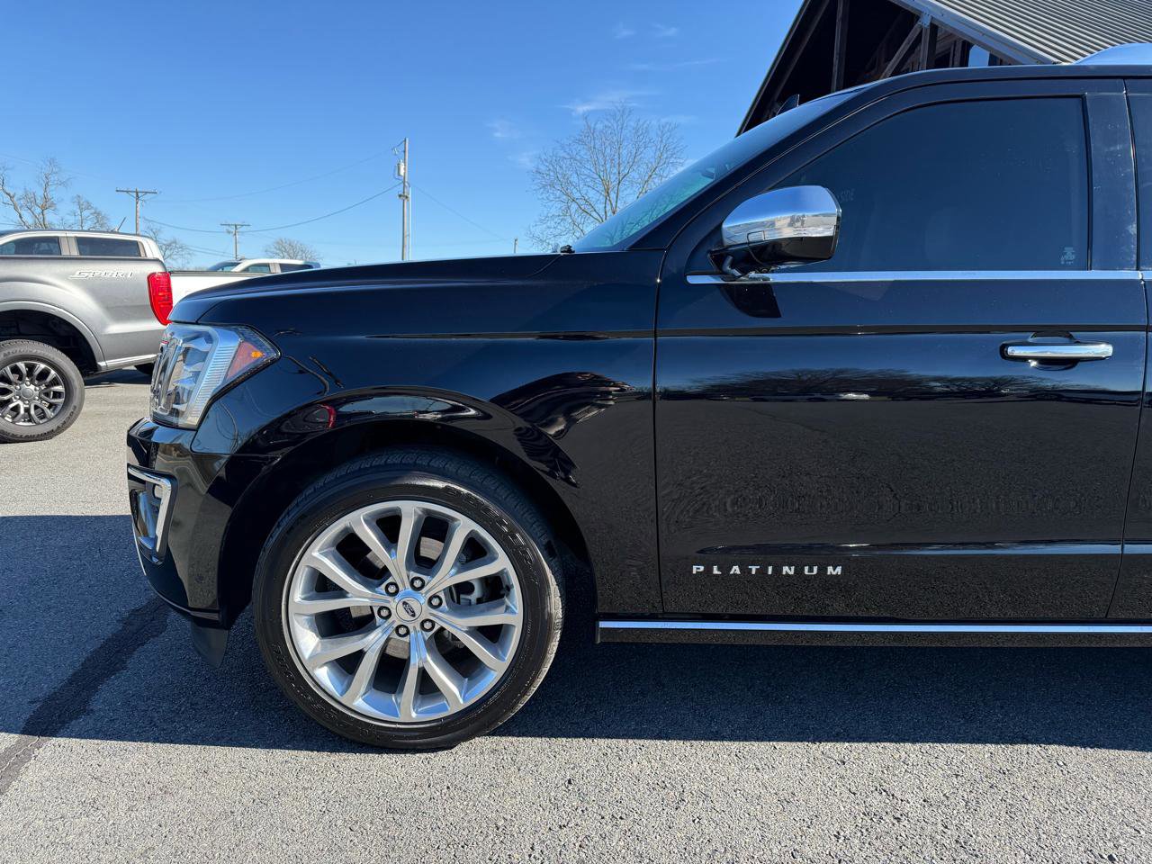 Used 2019 Ford Expedition Platinum image 44